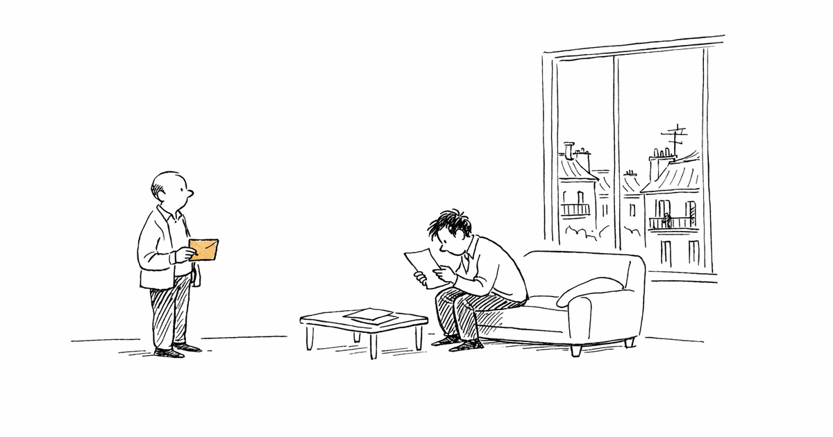 Bailleur remettant une lettre de congé à son locataire par courrier recommandé