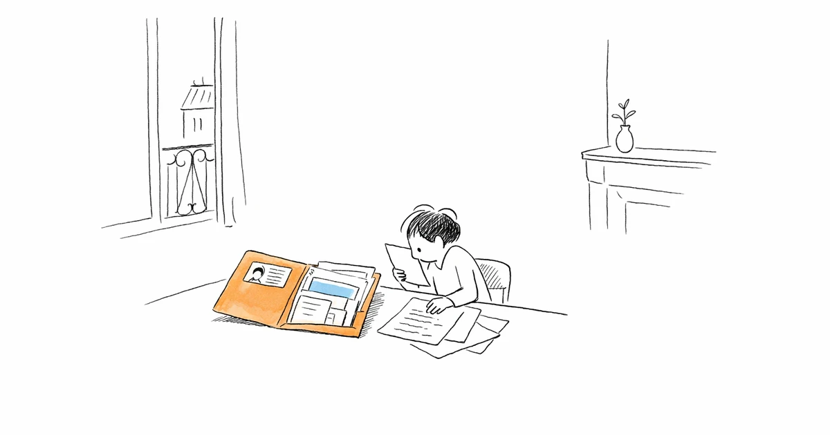 Locataire préparant son dossier de location pour un appartement